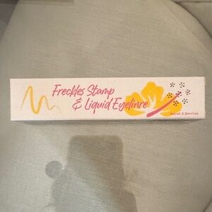 Freckles Stamp & Liquid Eyeliner - Pink & Yellow